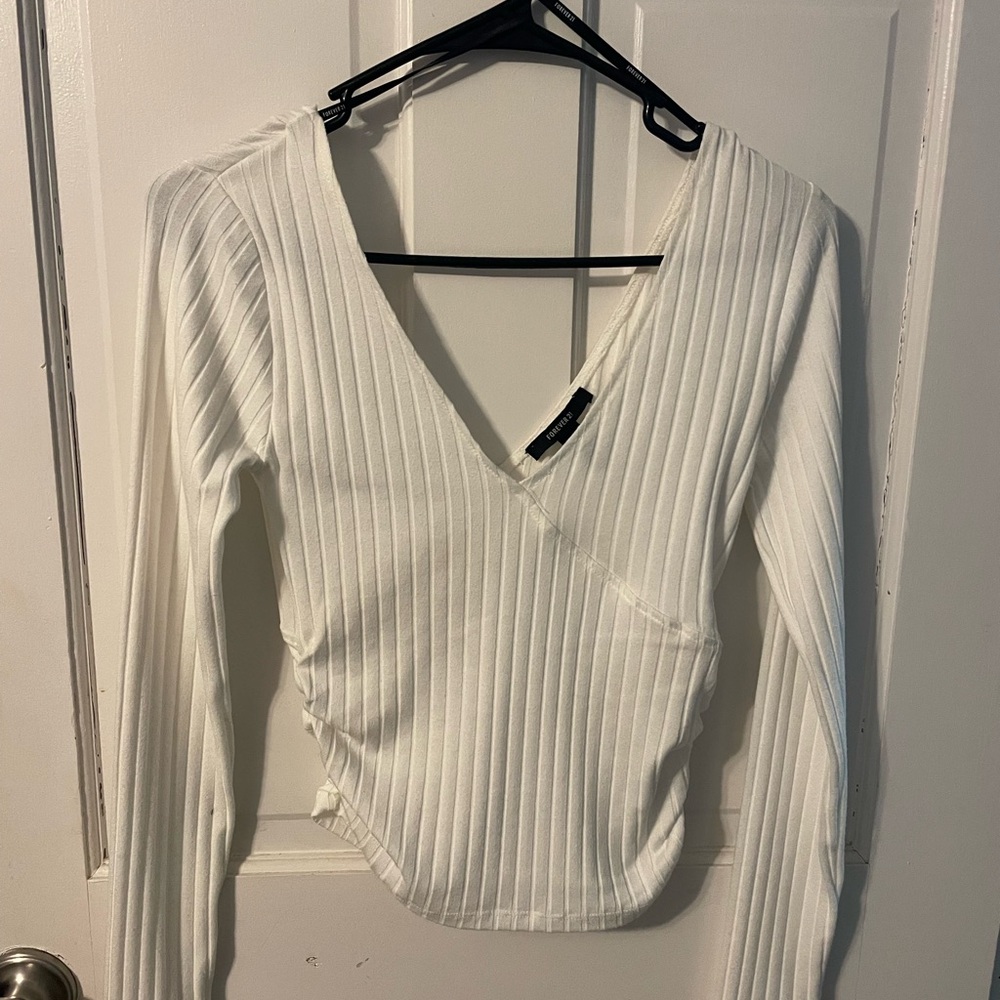 Forever 21 White Ribbed V-Neck Long Sleeve Top